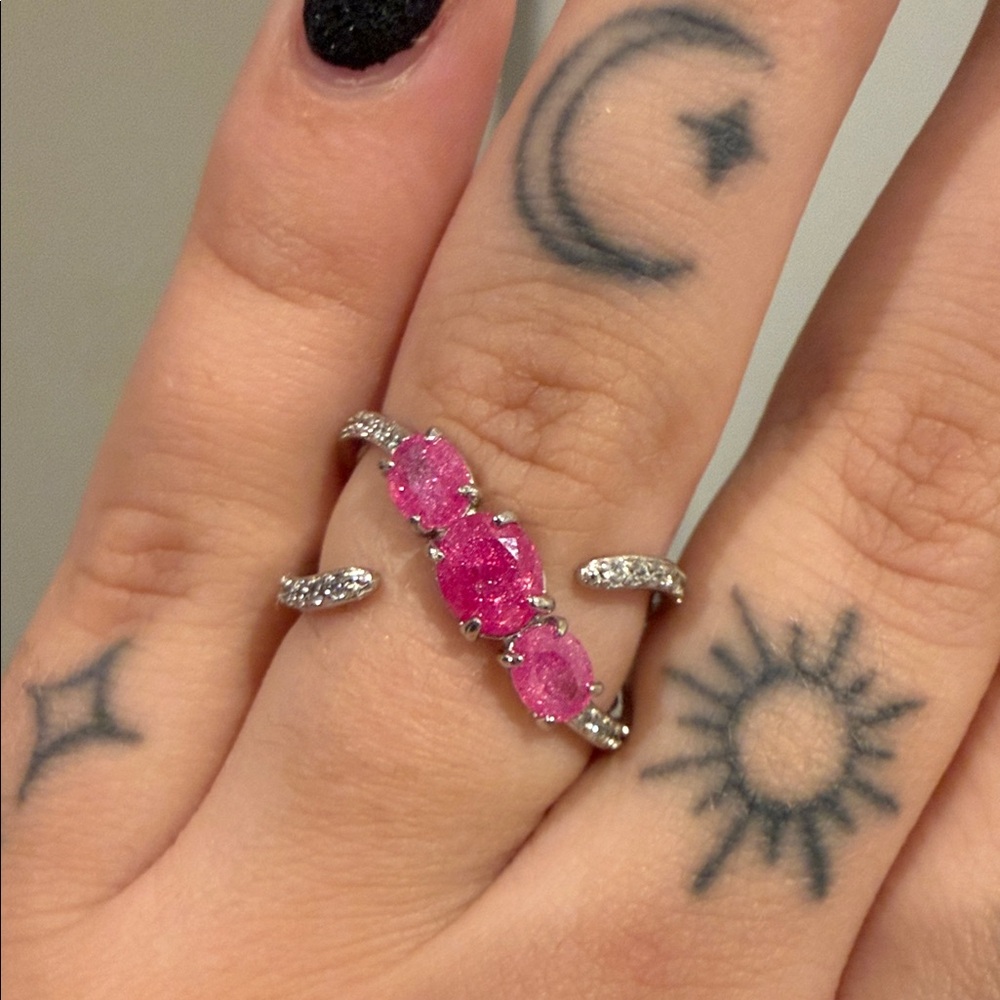 Pink ice crystal ring from bomb party